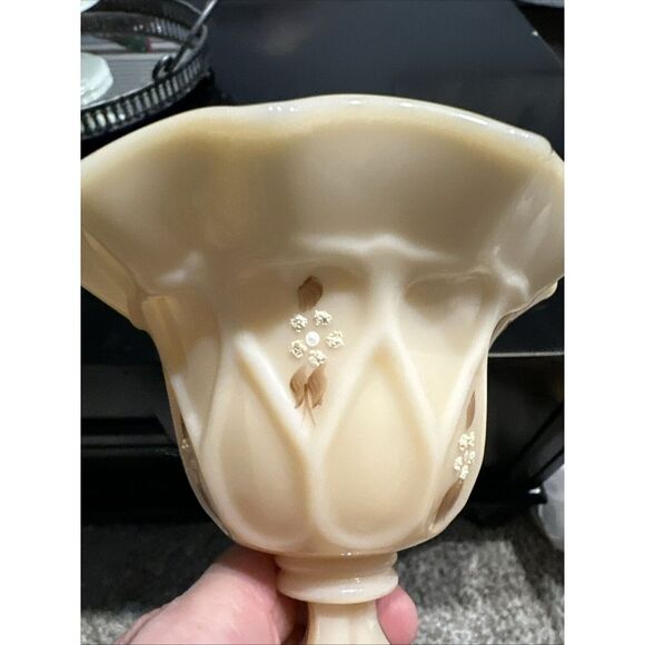 1979 Vtg Westmoreland Almond Custard Glass Pedestal Dish EUC Signed Sanders 5" - Picture 2 of 5